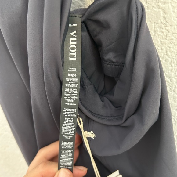 NWT Vuori Volley Azure Gray Dress Size Large - Picture 8 of 8